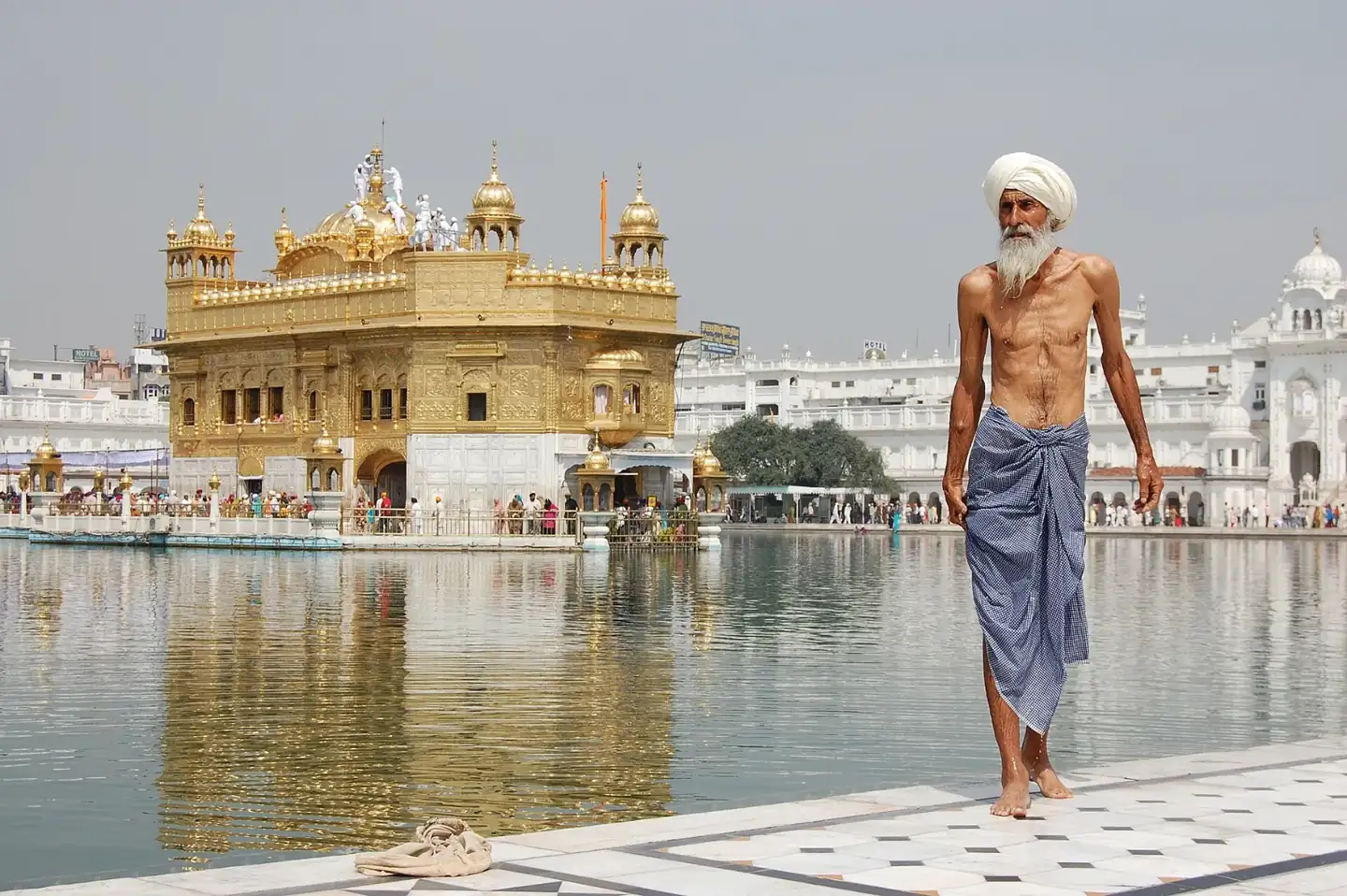 Sikh pilgrim at the Golden Temple in Amritsar, India