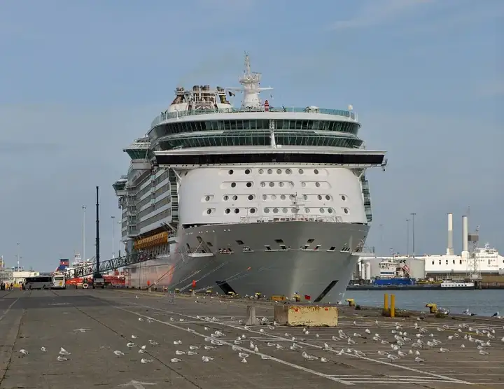 Cruise ship Independence of the Seas