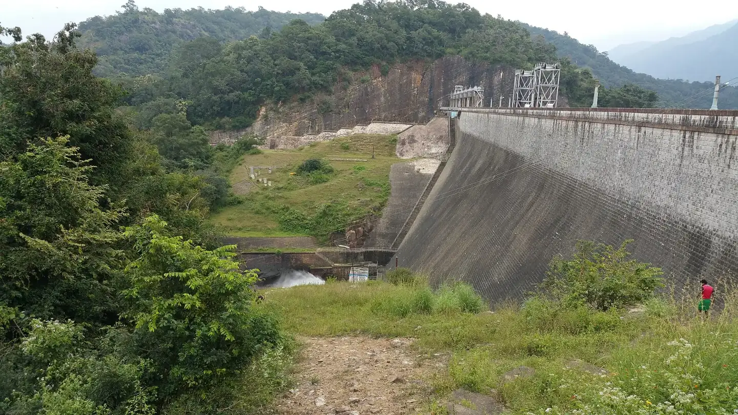 Karaiyar dam